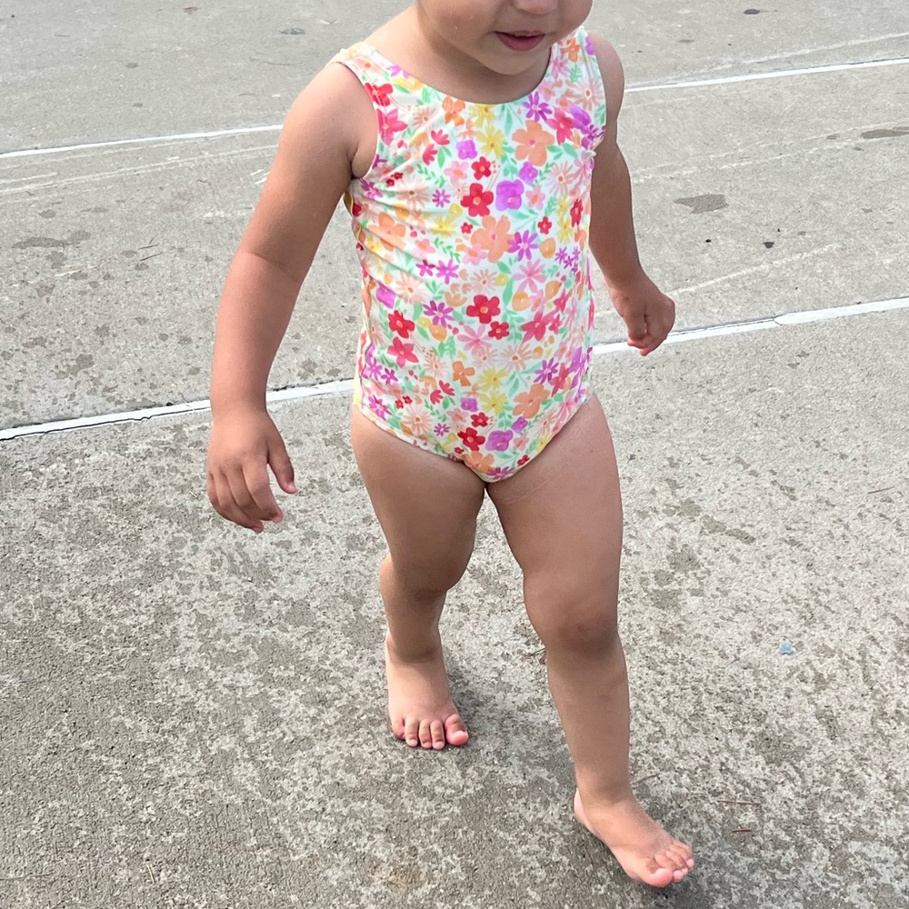 Primark toddler girl one piece bathing suit